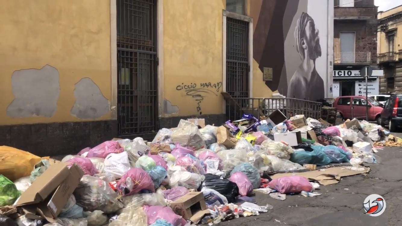 Emergenza rifiuti a Catania. Sud chiama Nord chiede controlli e interventi urgenti